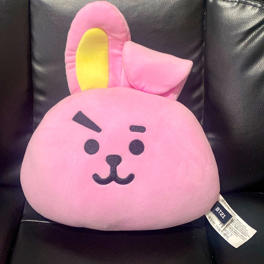 BT21 Cooky Car Neck Pillow